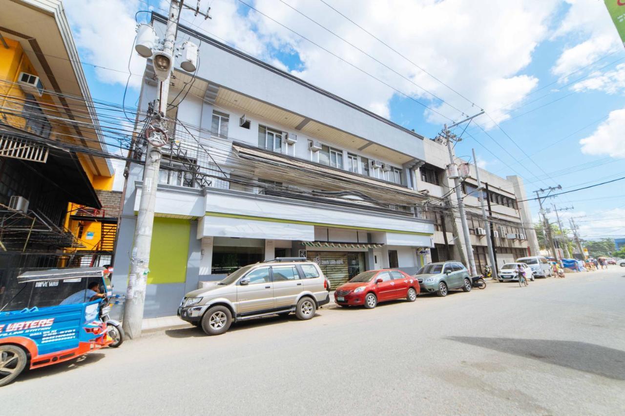 Reddoorz Plus Near San Pedro Cathedral Davao Exterior photo